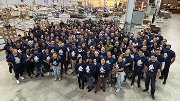 Senninger employees group photo from first shift