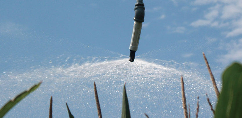 The End Spray is designed for use at the end of a machine